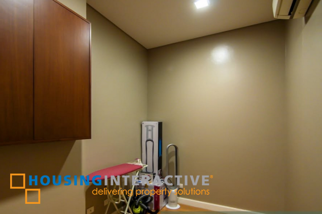 fully furnished 1br unit with parking for sale in park terraces