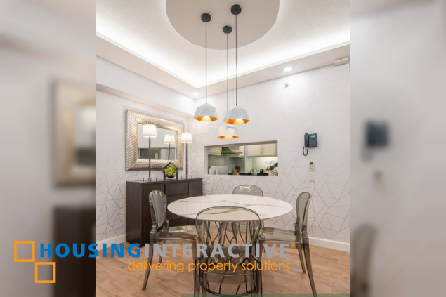 well furnished 1br unit with parking for sale in one serendra