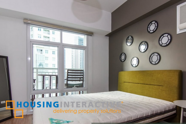 fully furnished 1br unit with parking for sale in two serendra