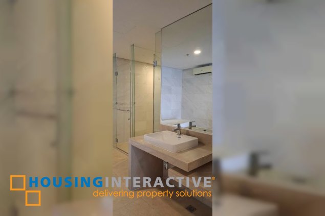 luxury 4br unit for sale in grand hyatt residences