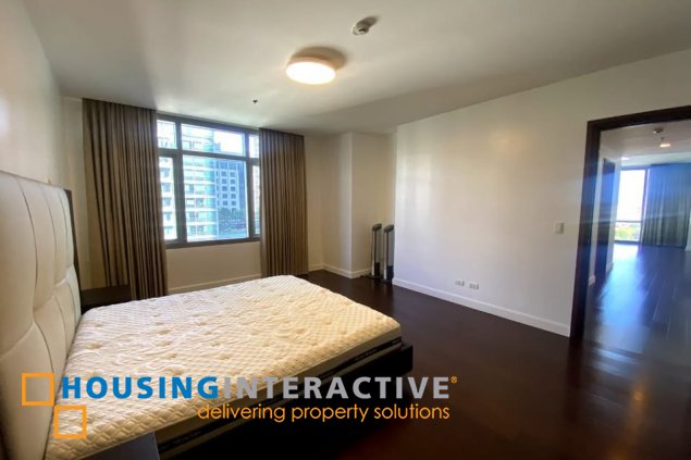 semi-furnished 2br unit with parking for sale in the suites