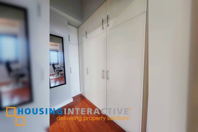 fully furnished 1br unit with parking for lease in the shang grand tower
