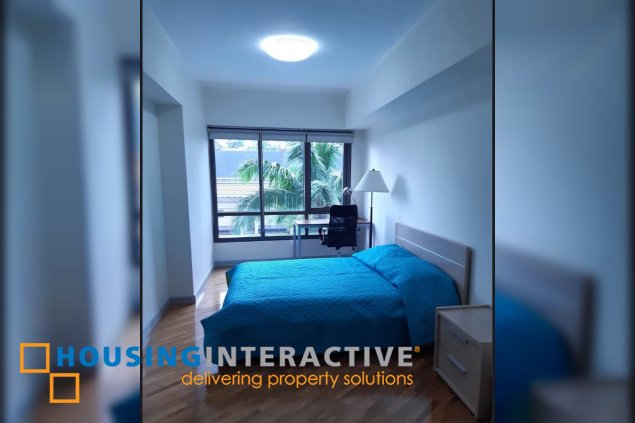 furnished 1br unit with parking for sale in joya lofts and towers