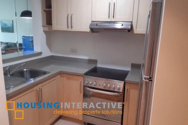 furnished 1br unit with parking for sale in joya lofts and towers