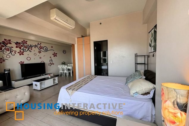 furnished 1br unit with balcony for sale in greenbelt hamilton