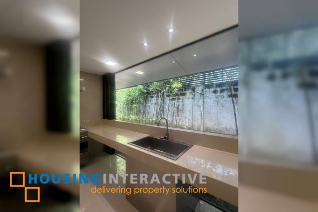4br house for lease in dasmarinas village