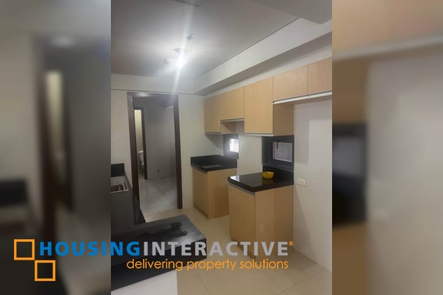 brandnew 3br unit with parking for sale in escala salcedo