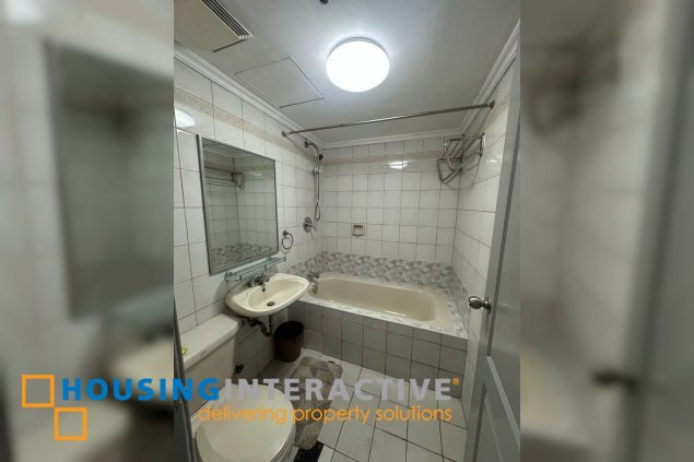 fully furnished 3br unit with parking for lease in elizabeth place