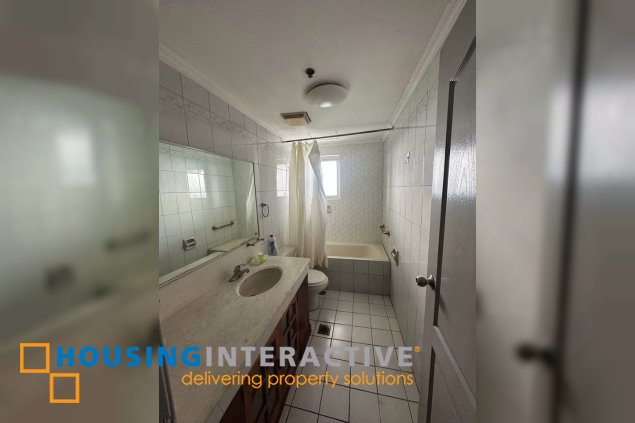 fully furnished 3br unit with parking for lease in elizabeth place