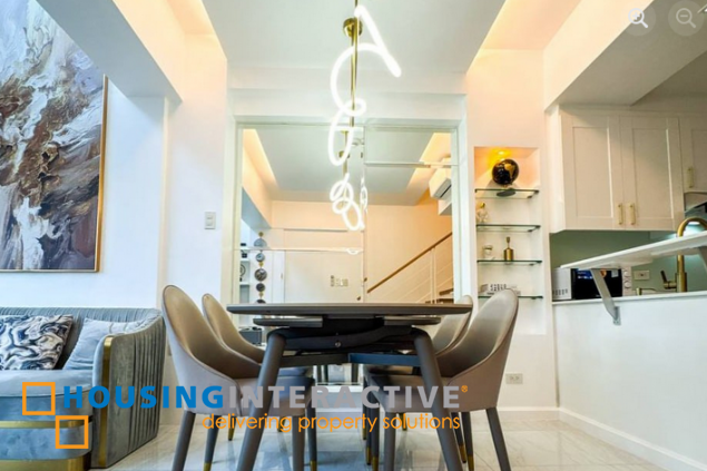 newly renovated 2br unit with parking for lease in one rockwell