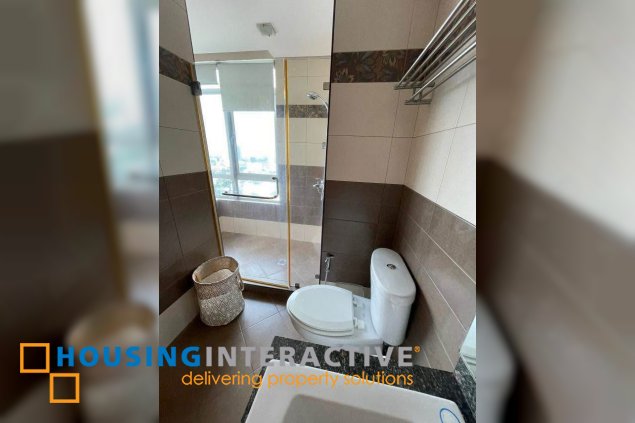 fully furnished 2br unit with parking for lease in sapphire residences