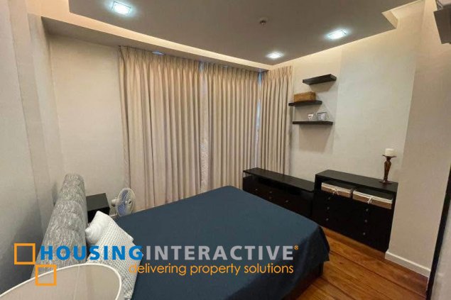 fully furnished 2br unit with parking for lease in sapphire residences