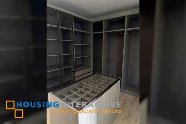 2-storey asian modern house for sale in ayala southvale primera