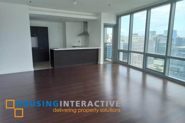 semi-furnished 2br unit with parking for lease in the suites
