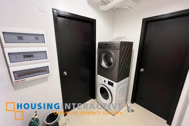 fully furnished 2br unit with parking for lease in park triangle residences