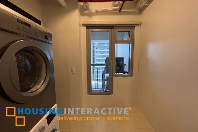 fully furnished 2br unit with parking for lease in park triangle residences