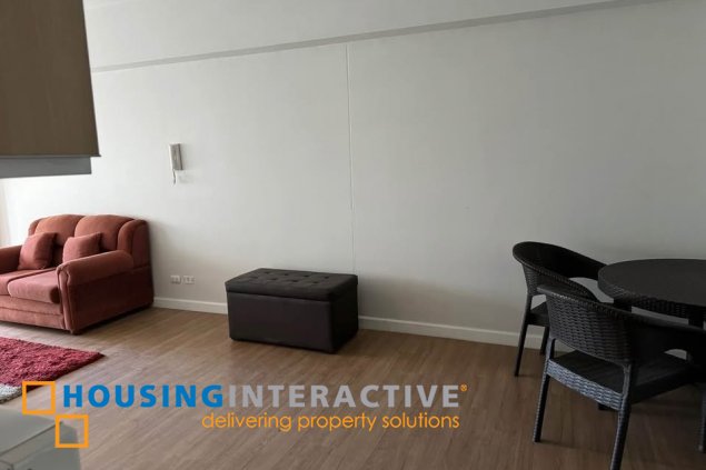 furnished 1br unit with parking for lease in the sandstone at portico