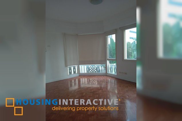 furnished 3br unit with balcony and parking for lease in regency at salcedo