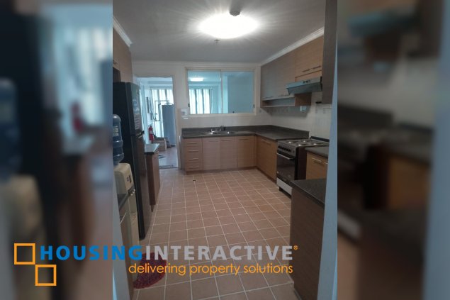 furnished 3br unit with balcony and parking for lease in regency at salcedo