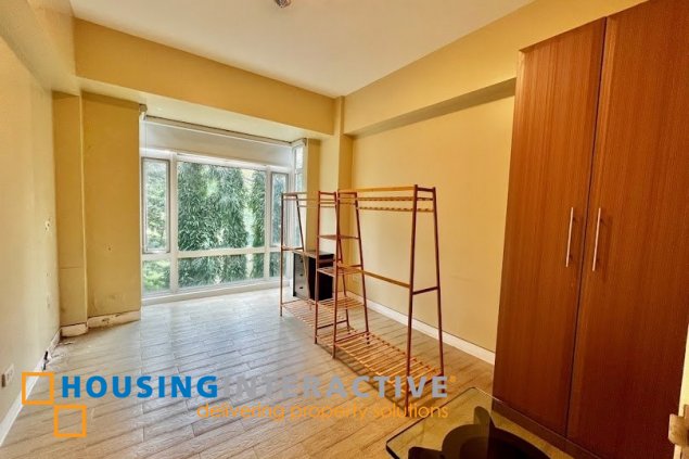 furnished 3br unit with parking for sale in parkside villas