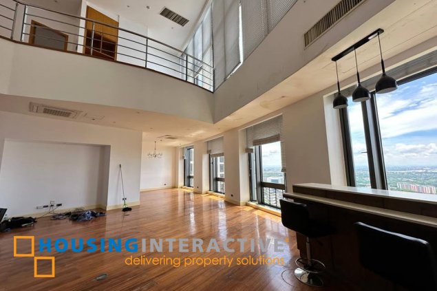 semi-furnished 3br unit with parking for lease in essensa tower