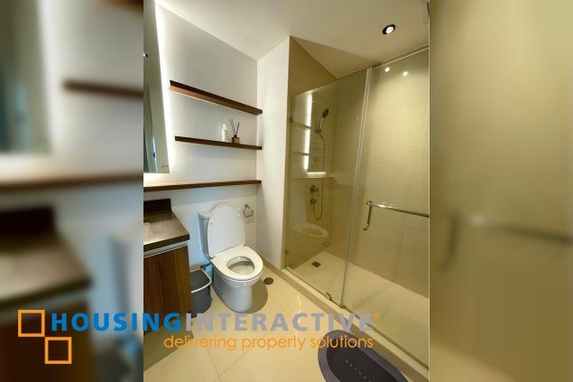 fully furnished 1br unit with balconies for lease in shang salcedo place