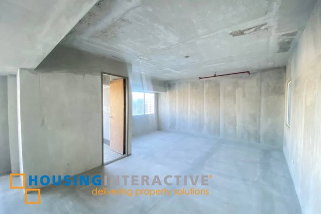 bi-level unit for sale in fort victoria