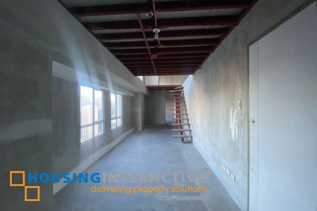 bi-level unit for sale in fort victoria