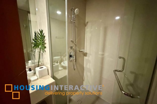 fully furnished 3br unit with parking for lease in grand hyatt residences