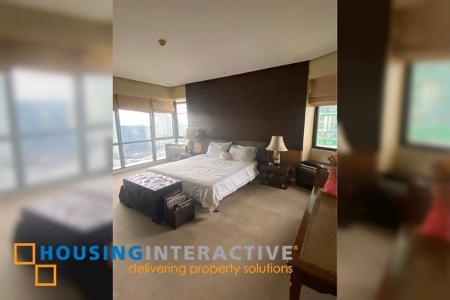 fully furnished 3br unit with parking for sale in pacific plaza ayala