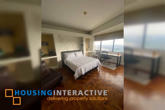 fully furnished 3br unit with parking for sale in pacific plaza ayala