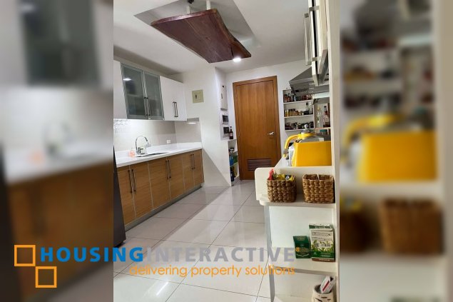 semi-furnished 3br unit with balcony and parking for sale in park terraces