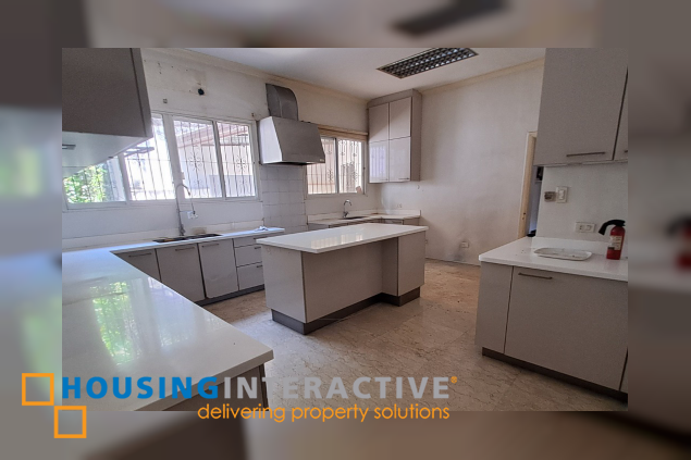 house for rent in corinthian gardens