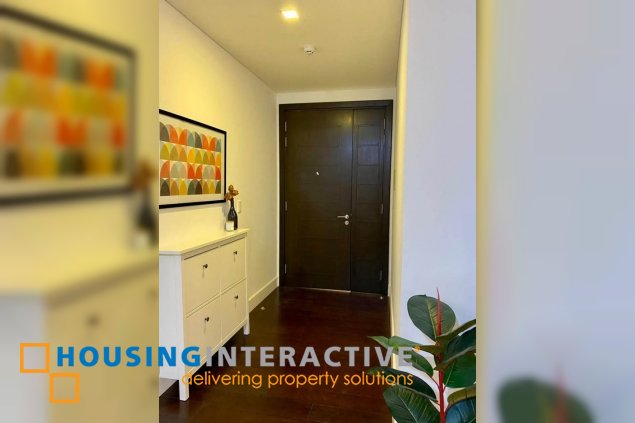 fully furnished 2br unit with parking for lease in garden towers
