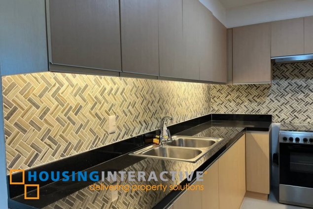 fully furnished 2br unit with parking for lease in the veranda