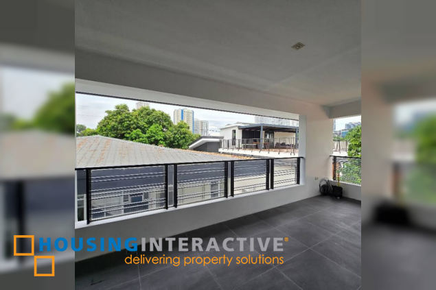 duplez house for lease in san lorenzo village