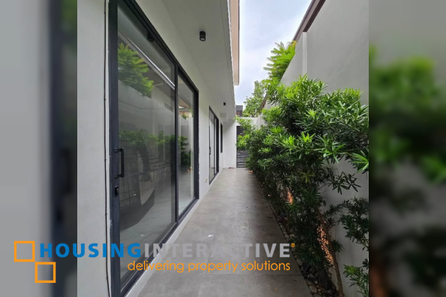 duplez house for lease in san lorenzo village