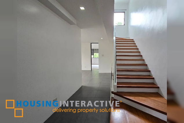duplez house for lease in san lorenzo village