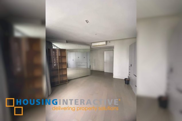fully furnished 3br unit with parking for lease in proscenium at rockwell