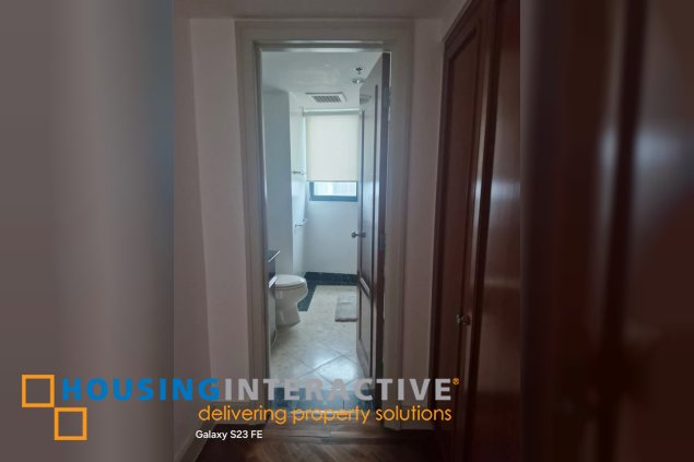 for sale: 2br condo with balcony and parking in amorsolo east