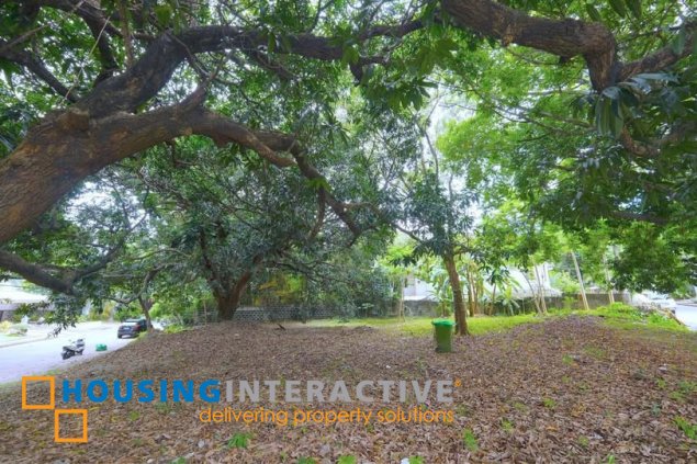 corner lot for sale in ayala alabang village