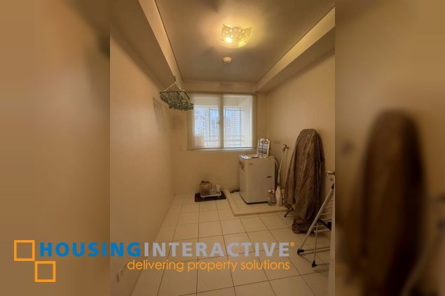 fully furnished 2br unit with balcony and parking for lease in senta