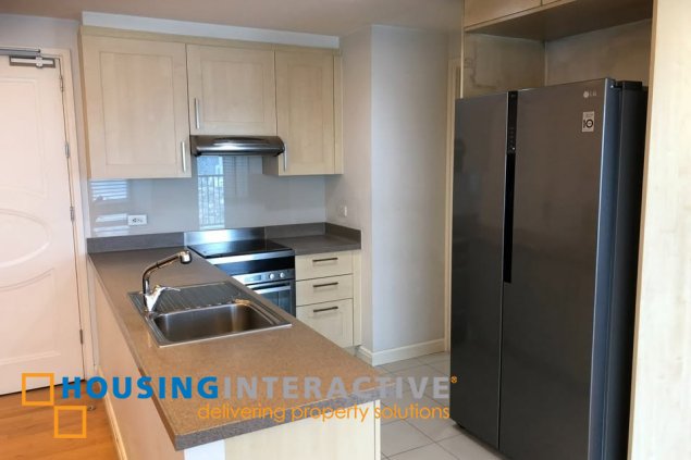 fully furnished 1br unit with parking for lease in one rockwell