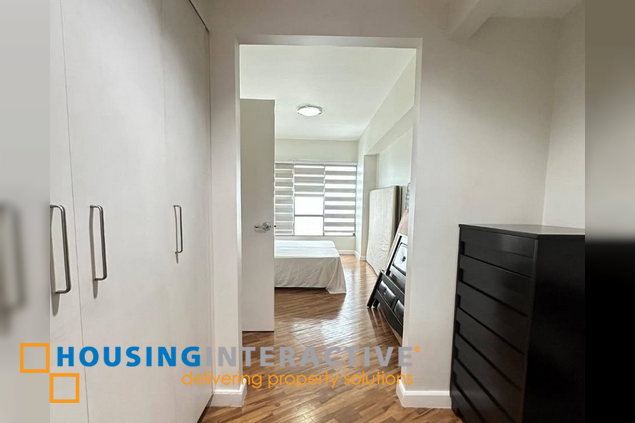 fully furnished 1br unit with parking for sale in joya lofts and towers