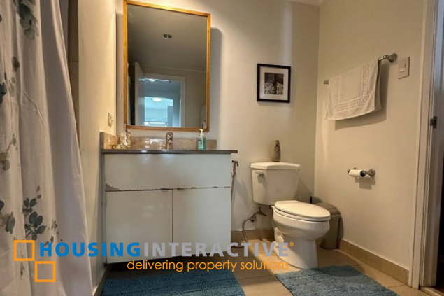 fully furnished 1br unit with parking for sale in joya lofts and towers