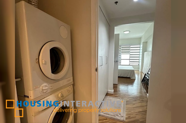 fully furnished 1br unit with parking for sale in joya lofts and towers