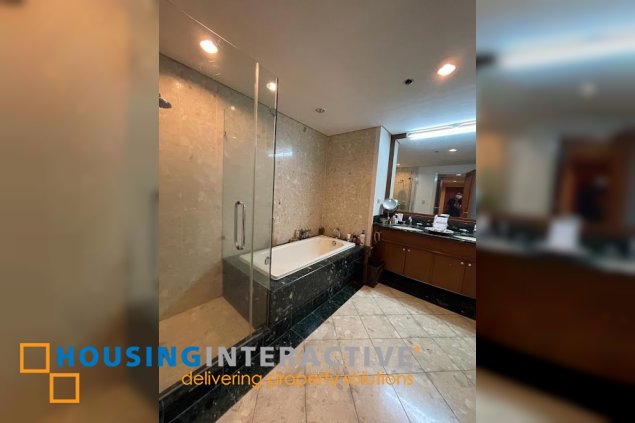 bare 3br unit with parking for lease in rizal tower