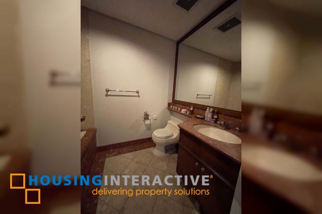 bare 3br unit with parking for lease in rizal tower