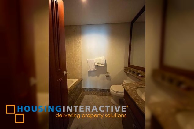 bare 3br unit with parking for lease in rizal tower