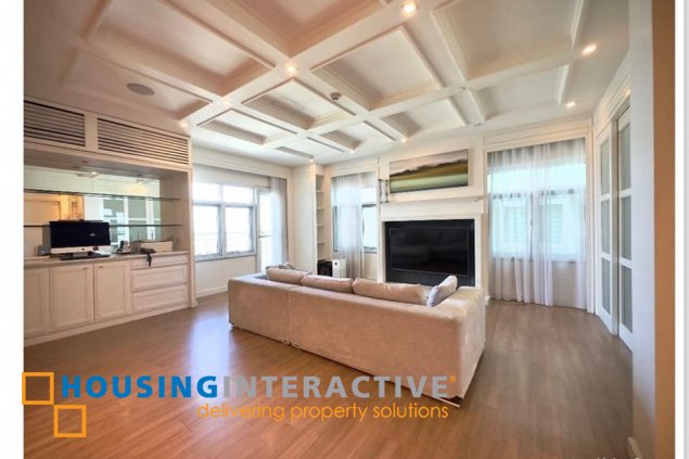 for sale:  penthouse in meranti two serendra bgc